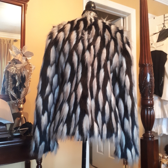 Designer faux fur coat - Picture 5 of 7